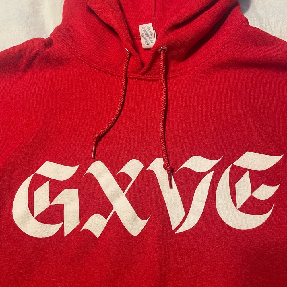 GXVE Beauty by Gwen Stefani Red and White Oversized Hoodie Sz S - Picture 2 of 9